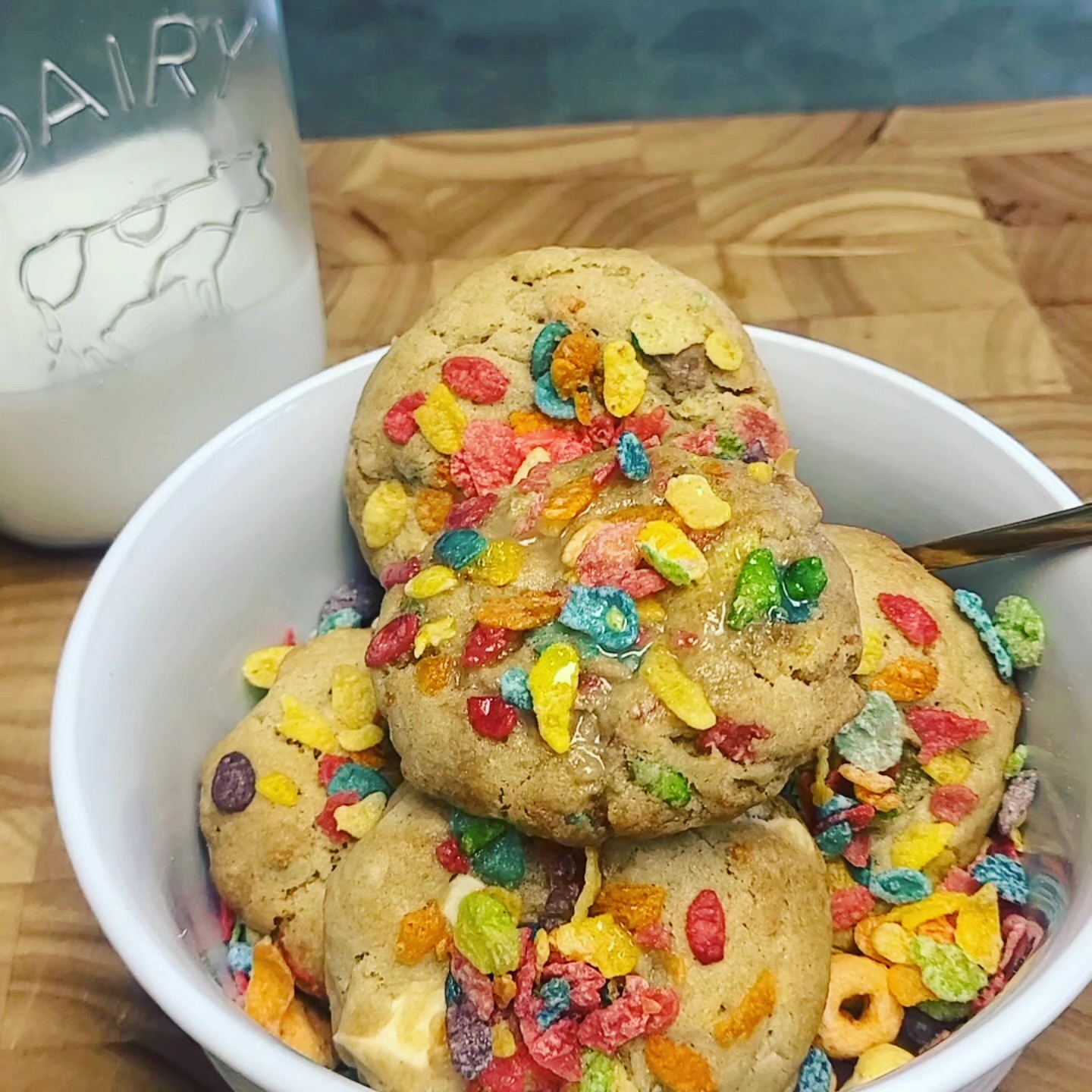 Cereal Milk Cookie